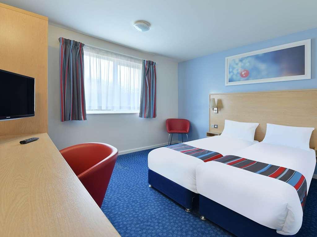Travelodge Birmingham Sutton Coldfield Pokoj fotografie