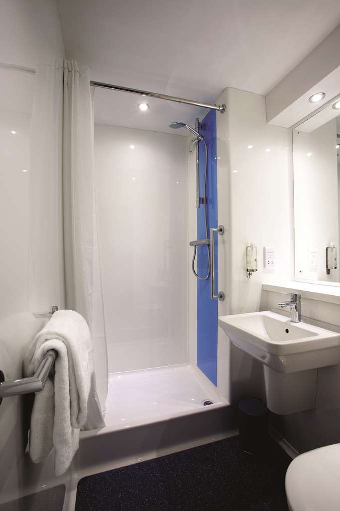 Travelodge Birmingham Sutton Coldfield Pokoj fotografie